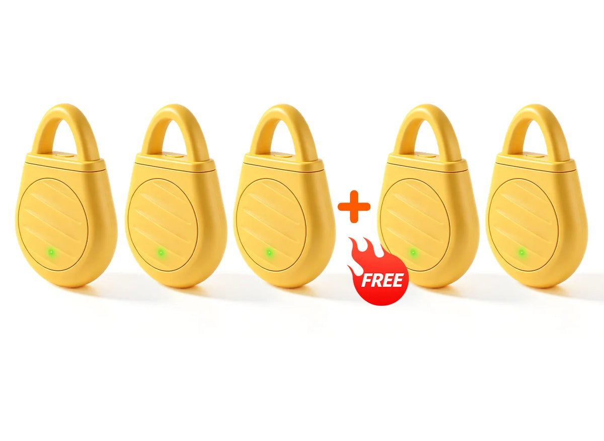 🔥Limited time offer Buy 3 get 2 free!🐦No more trouble from birds, beasts and locusts!Portable Ultrasonic Bird Repellent Keychain